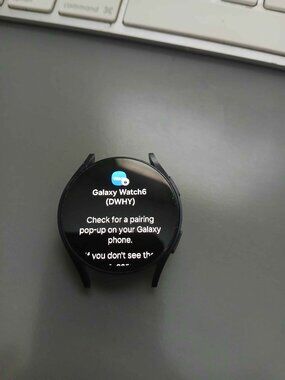 Samsung Galaxy 6 Watch (SM-R9350) preowned/Mint Condition , new strap, charger